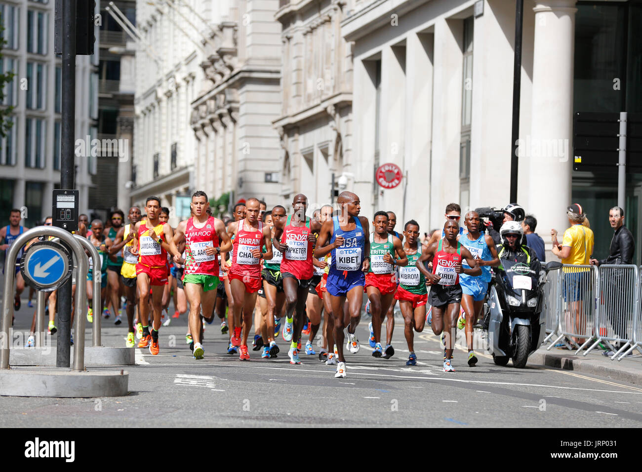 Stratford, London, UK. 6th August, 2017. World Athletics Championship IAAF World Championship Marathon Sunday August. Runners from all over the world are taking place in IAAF marathon in London. England once again being in the center of world class sporting event. Europe, England, London Stratford Olympic village sporting event 2017. Mo Farah last race. Mens marathon IAAF 2017 London August 6th. Stock Photo