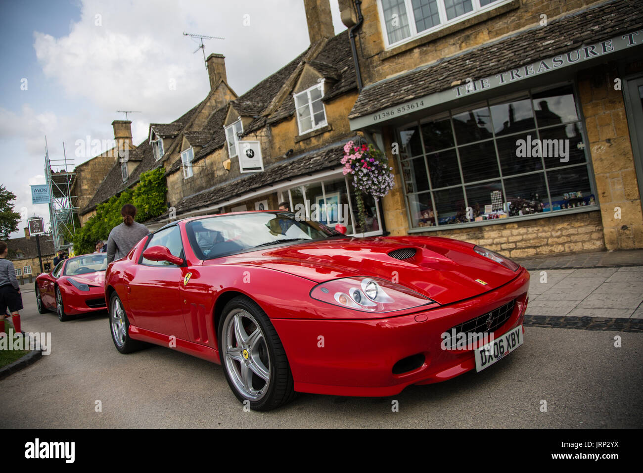 Cotswolds, UK. 06th Aug, 2017. a Ferrari 575 Superamerica parked up so the  Ferrari car fans can get a closer look at the cars Credit: steven roe/Alamy Live News Stock Photo