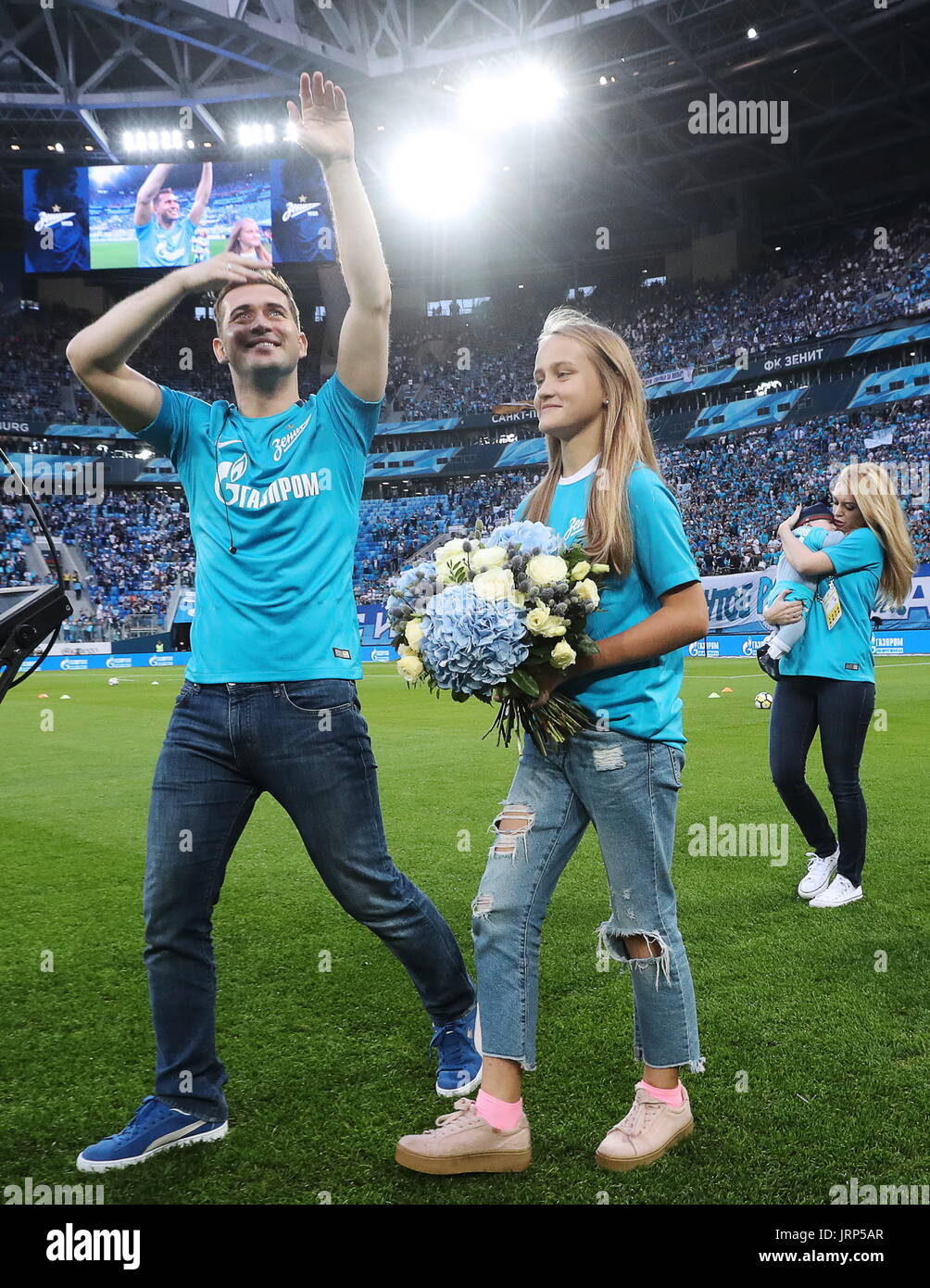 Media: Alexander and Milana Kerzhakov were able to agree 02.07.2018 63 Media: Alexander and Milana Kerzhakov were able to agree 02.07.2018 76