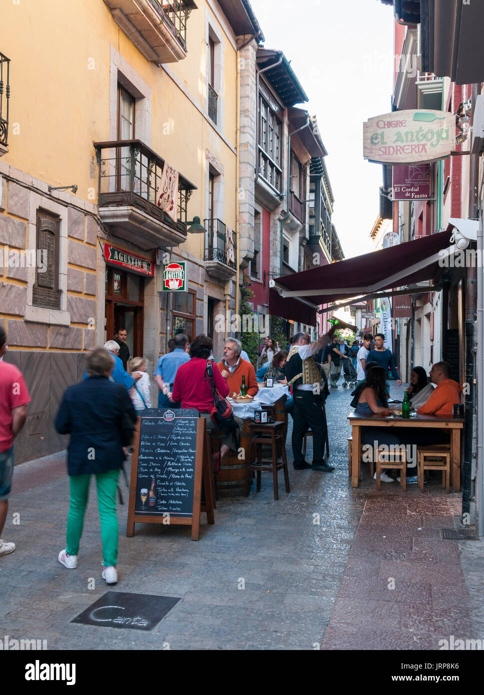 Calle peatonal de Llanes. Asturias. España. Conjunto histórico artístico. Stock Photo