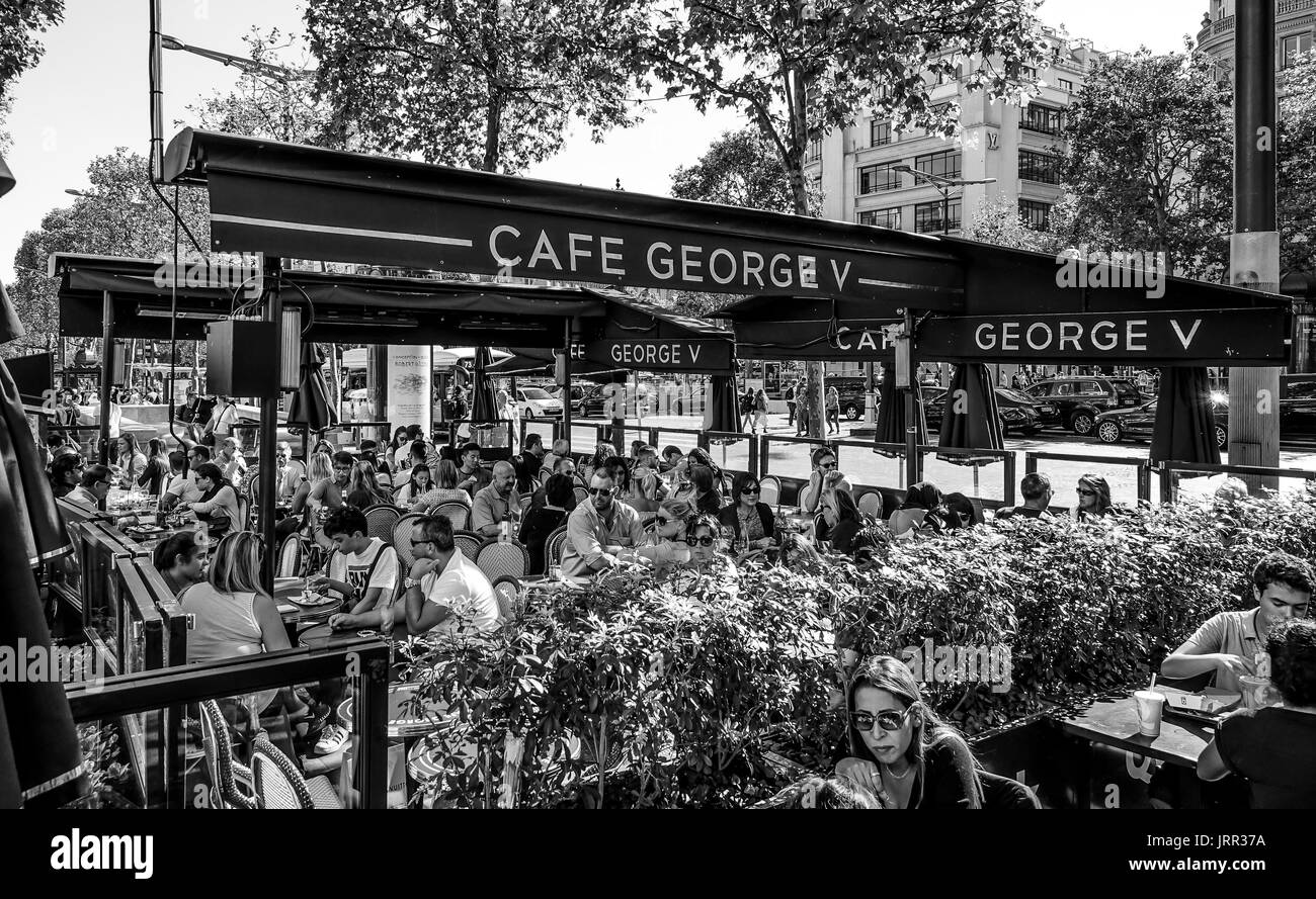 Famous street cafe in Paris on Champs Elysees - Cafe George V - PARIS / FRANCE - SEPTEMBER 24, 2017 Stock Photo