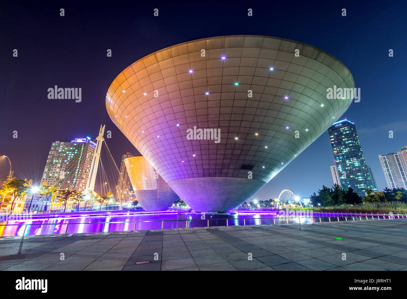 INCHEON, SOUTH KOREA - SEPTEMBER 19 : Songdo Central Park is the green space plan,inspired by NYC. Photo taken September 19,2015 in Incheon, South Kor Stock Photo