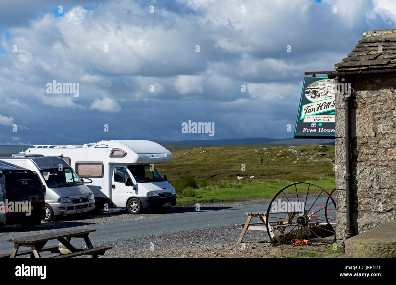 The Tan Hill Inn, the highest pub in the country, North Yorkshire ...