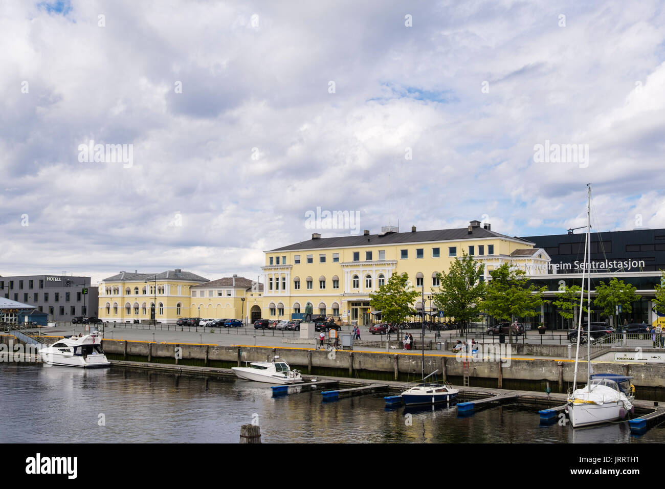 Sentralstasjon trondheim hires stock photography and images Alamy