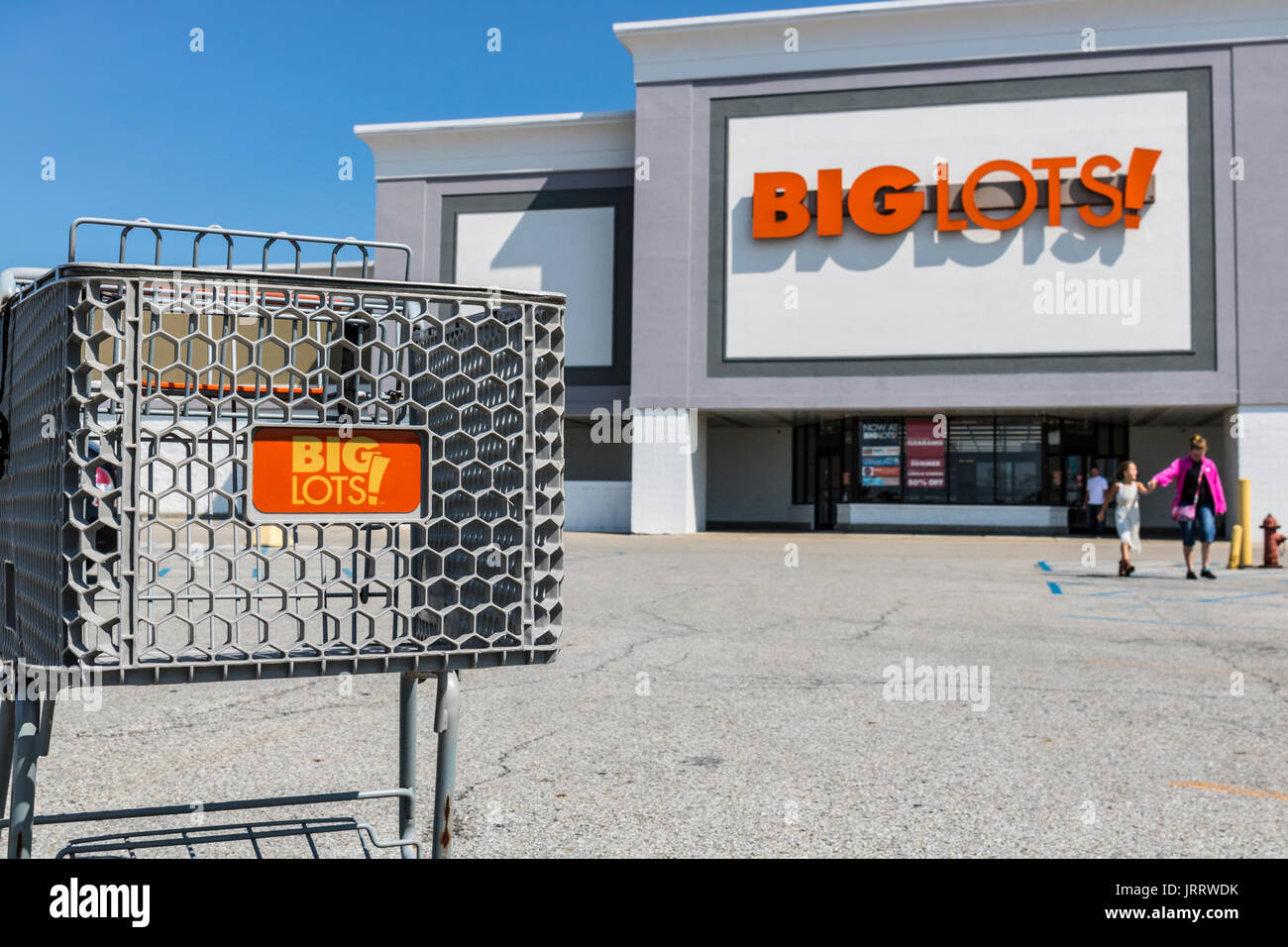 Big lots store hires stock photography and images Alamy