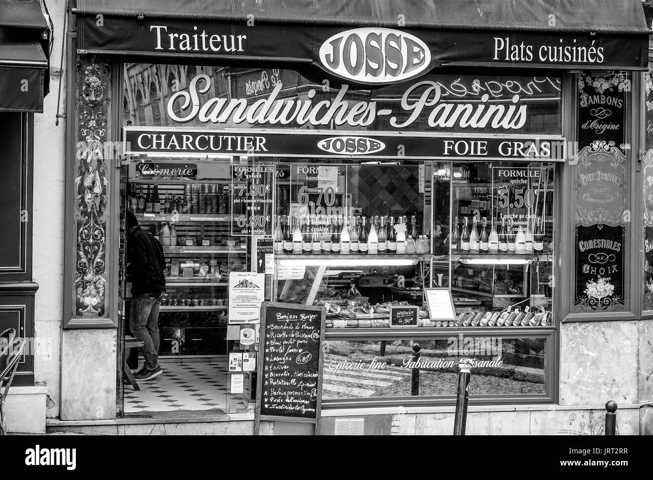 Sandwich shop france hires stock photography and images Alamy