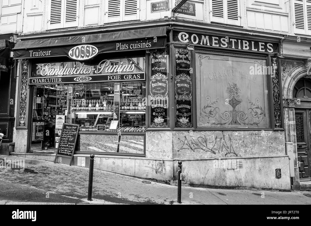 Small sandwich shop in the streets of Paris PARIS / FRANCE