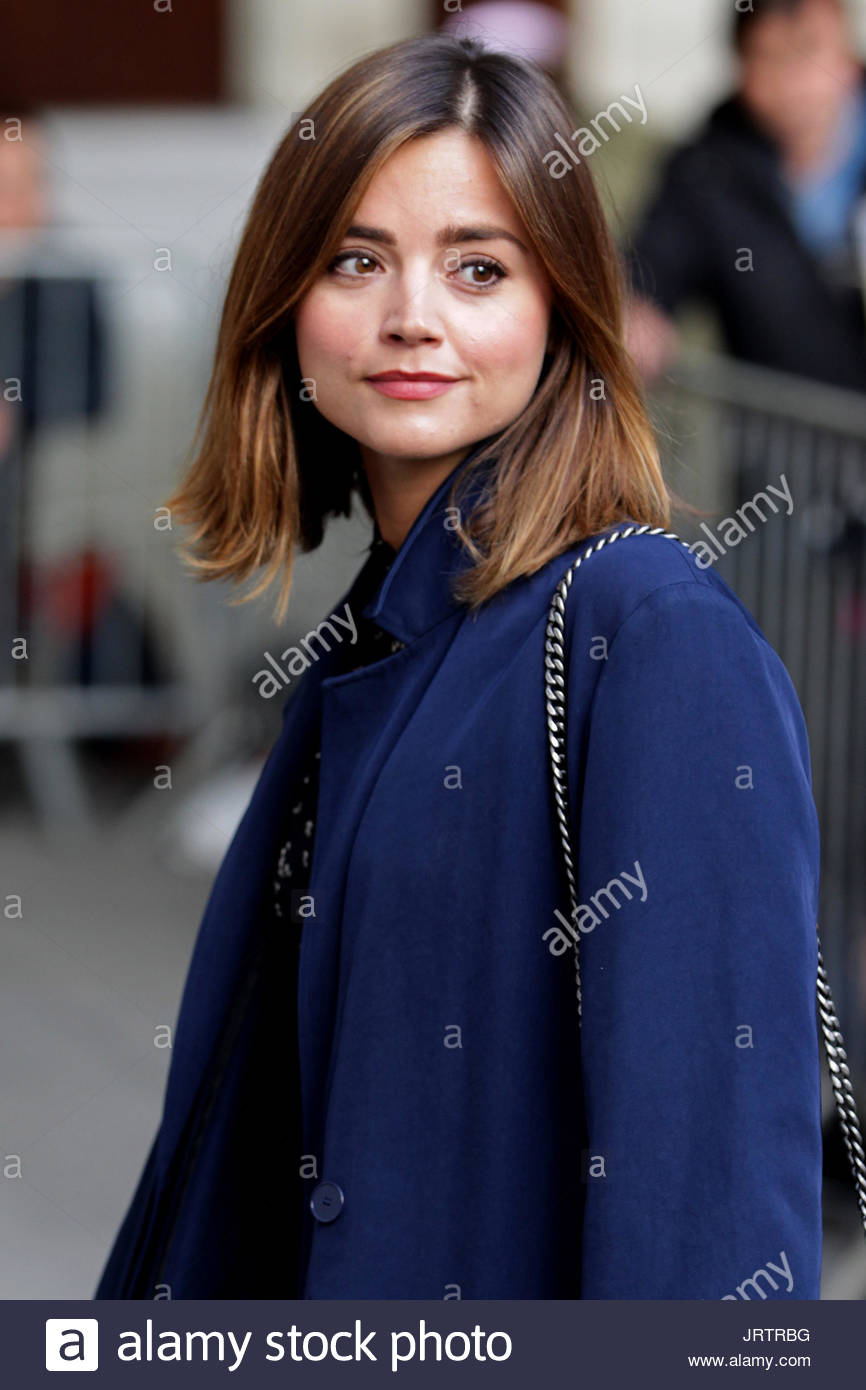 Jenna Coleman Queen Stock Photos Jenna Coleman Queen Stock Images Alamy jenna-coleman-queen-stock-photos-jenna-coleman-queen-stock-images-alamy