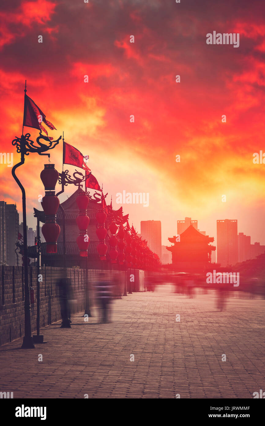Wall around the old Chinese city of Xian Stock Photo - Alamy