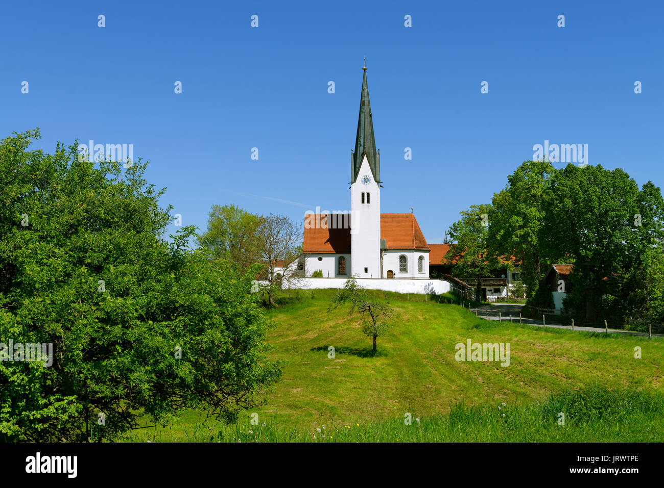 Chapel of ease St. Peter and Paul, Kirchbichl, Bad Tölz, Upper Bavaria, Bavaria, Germany Stock Photo