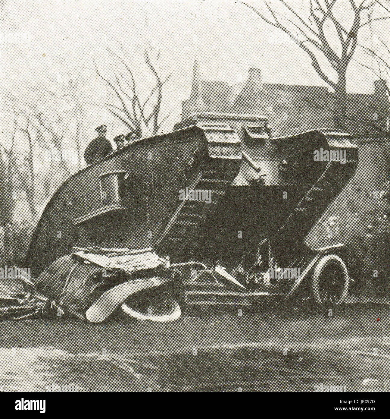 Tank V Car, victory loan demo, Toronto 1917 Stock Photo