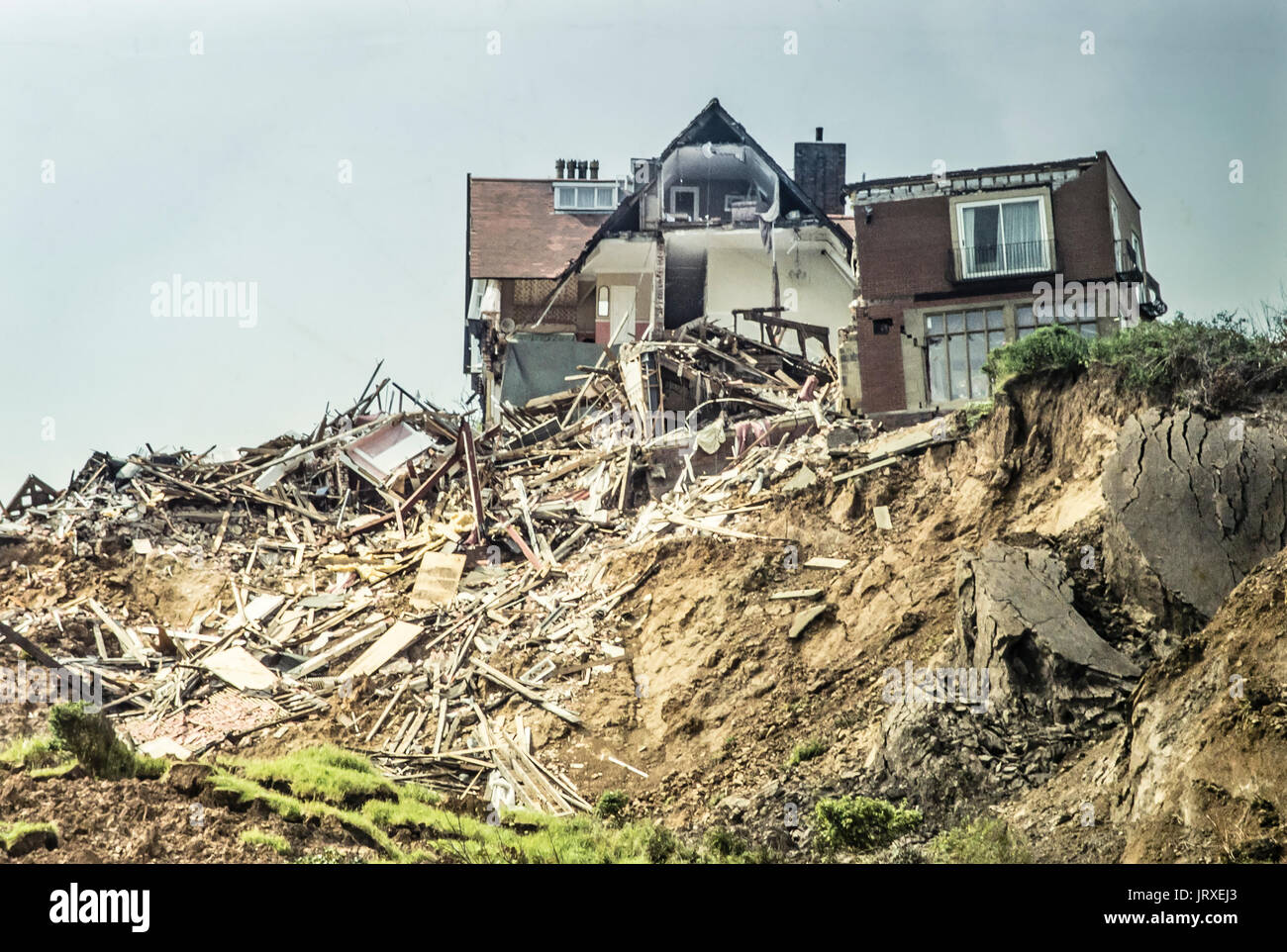 Holbeck Hall Hotel Scarborough Yorkshire UK destroyed by Landslip 5 June 1993 Stock Photo