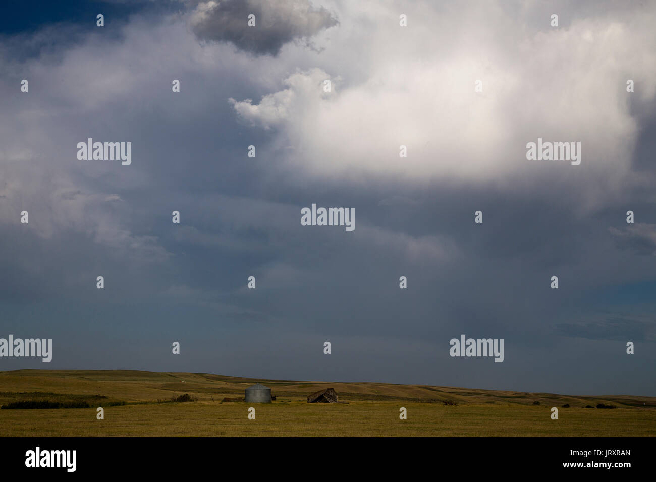 Storm Clouds Saskatchewan summer scenic imaging Canada Stock Photo - Alamy
