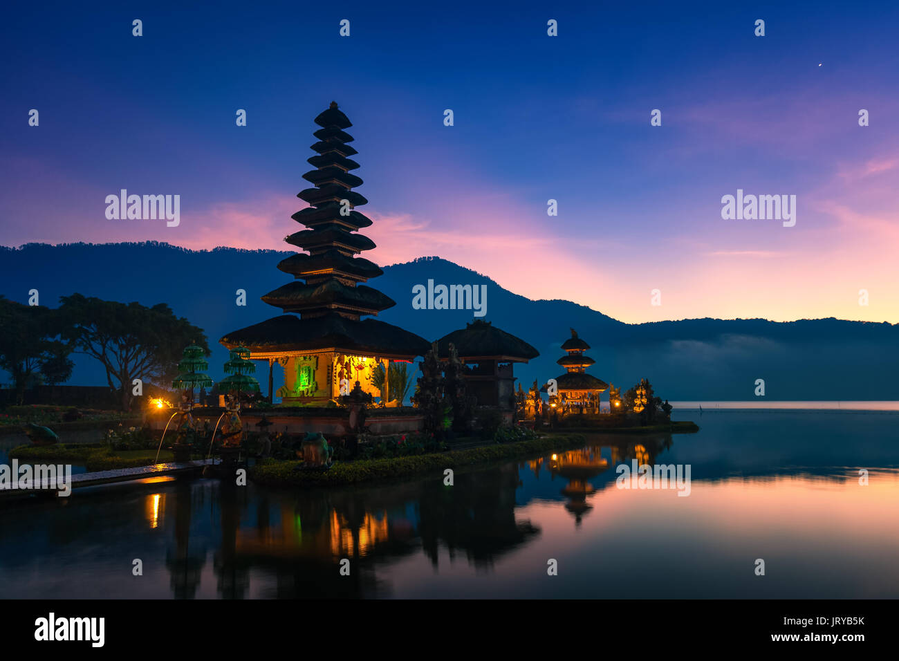 Sunset In Pura Ulun Danu Stock Photos Sunset In Pura Ulun Danu