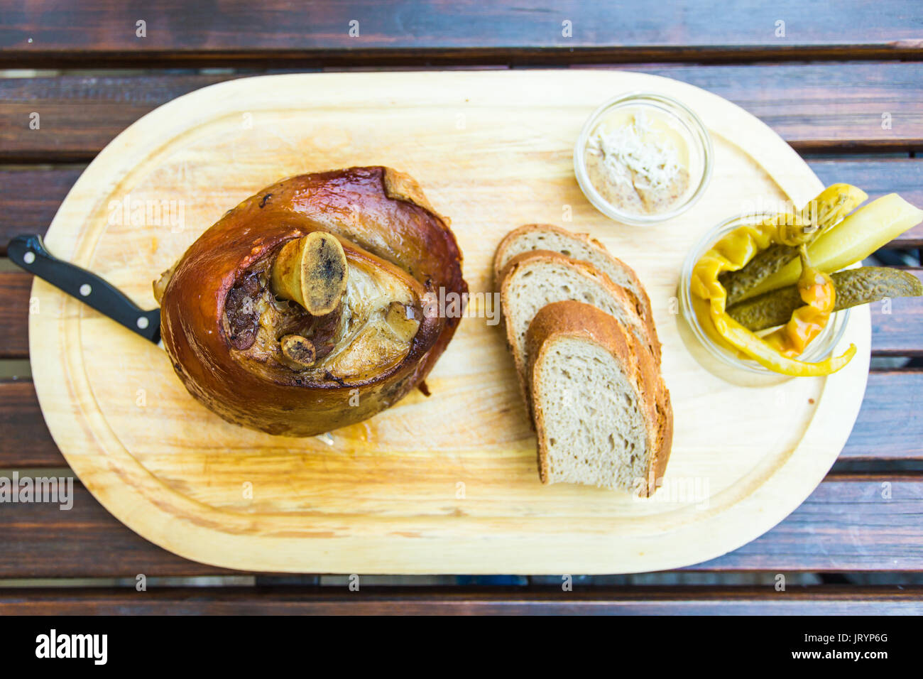 Fat boar pub hi-res stock photography and images - Alamy