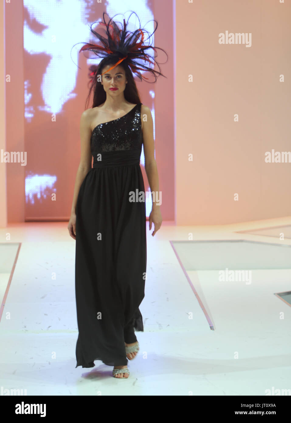 gino cerruti prom dresses 2018