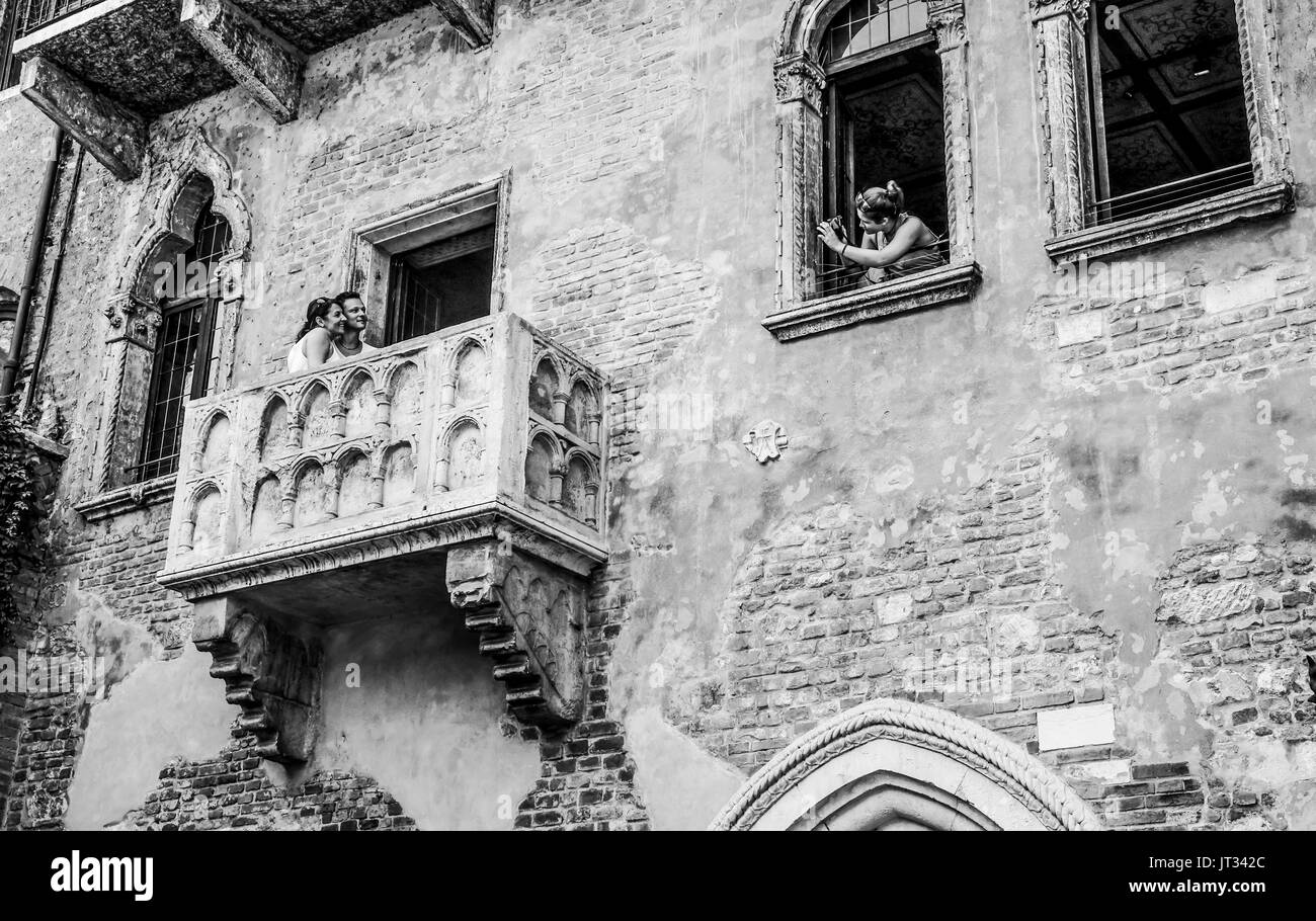 The famous balcony of Juliet in Verona from Romeo and Juliet - VERONA ...