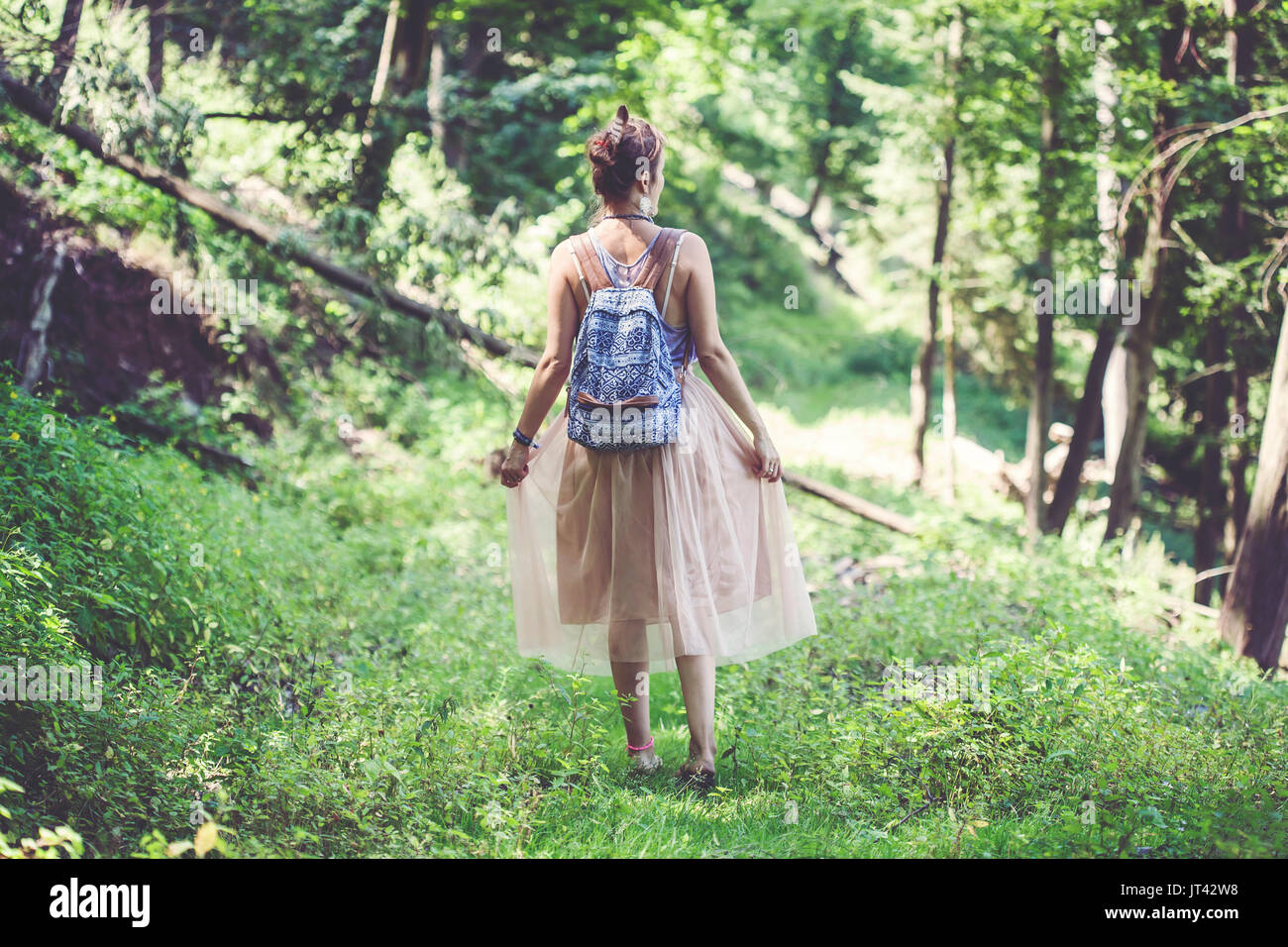 Girl walking away hires stock photography and images Alamy