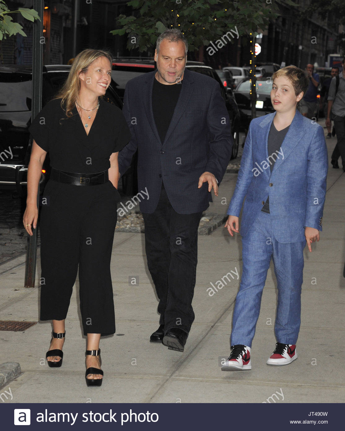 Carin van der Donk, Vincent D'Onofrio and Elias D'Onofrio. Cast and
