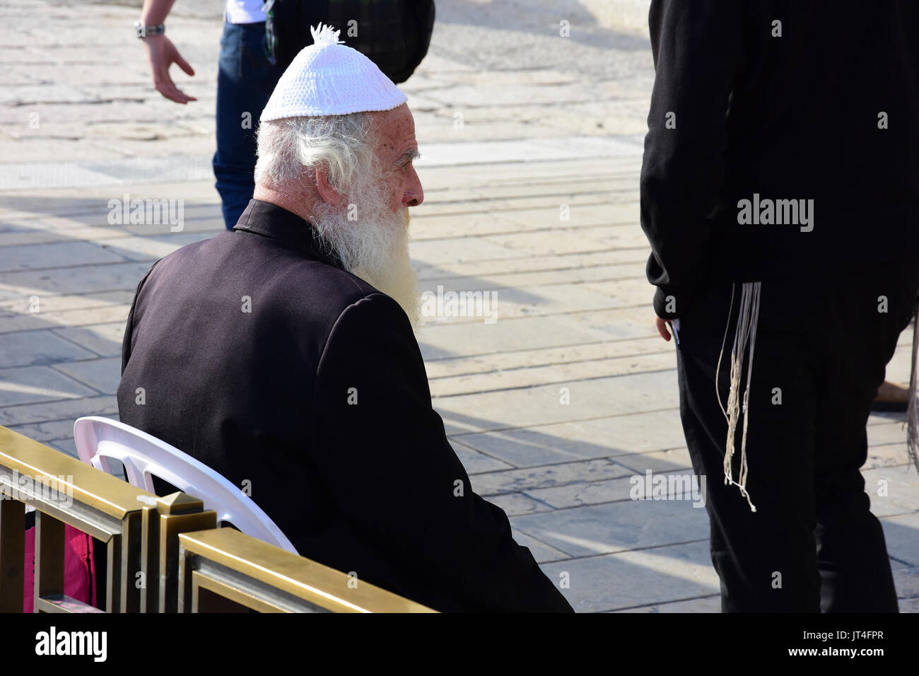 seated jew wearing a kippah Stock Photo Alamy