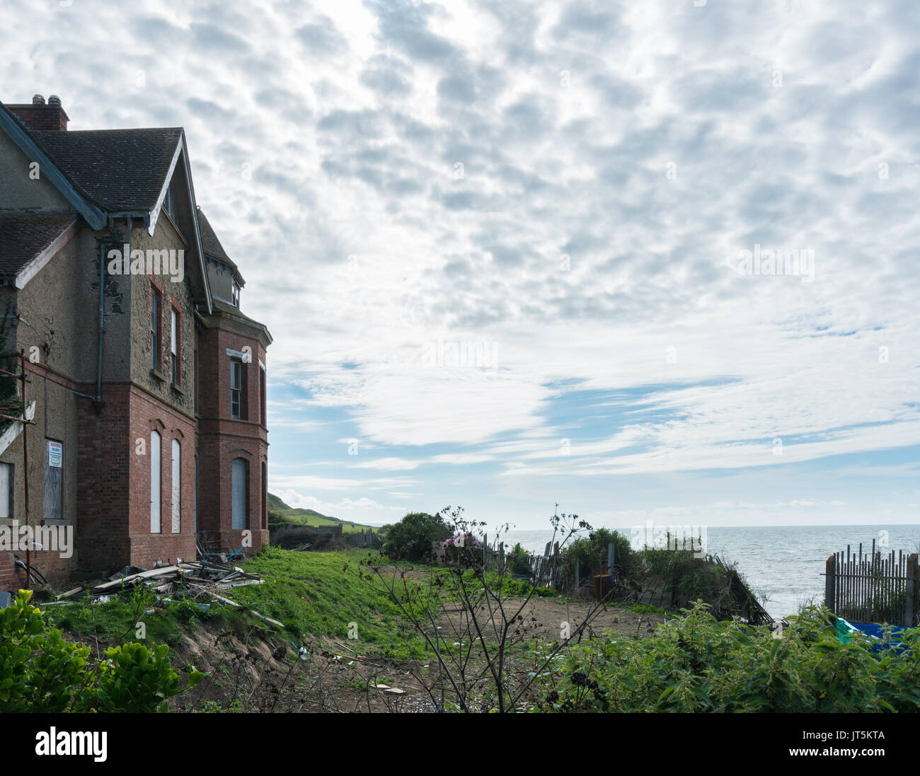 Old house on cliffs outside Westward Ho! in Devon Stock Photo Alamy