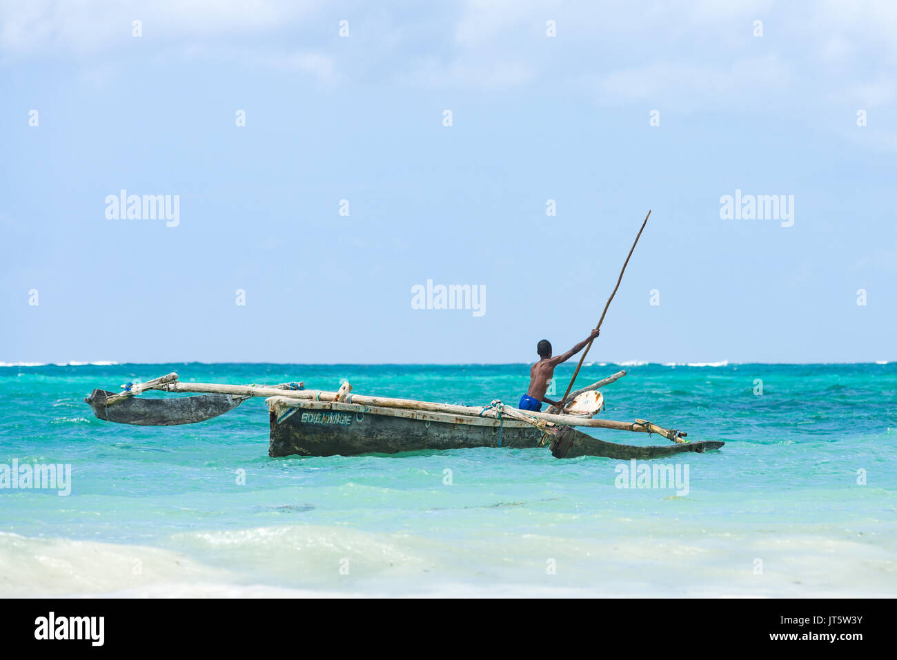 Wooden Dhow Stock Photos &amp; Wooden Dhow Stock Images - Alamy