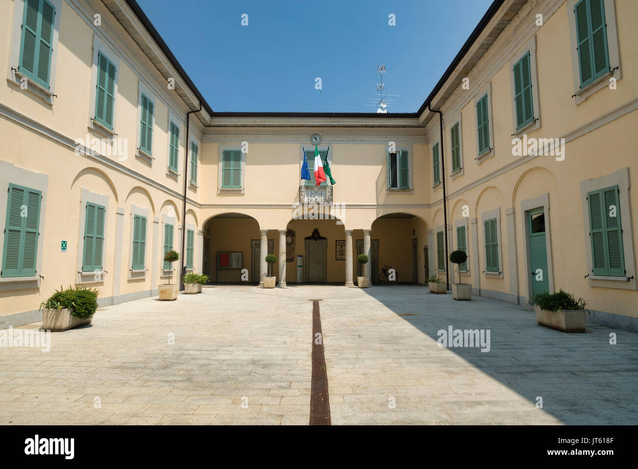 Cassano d'Adda (Milan, Lombardy, Italy): exterior of the historic building hosting the town hall Stock Photo