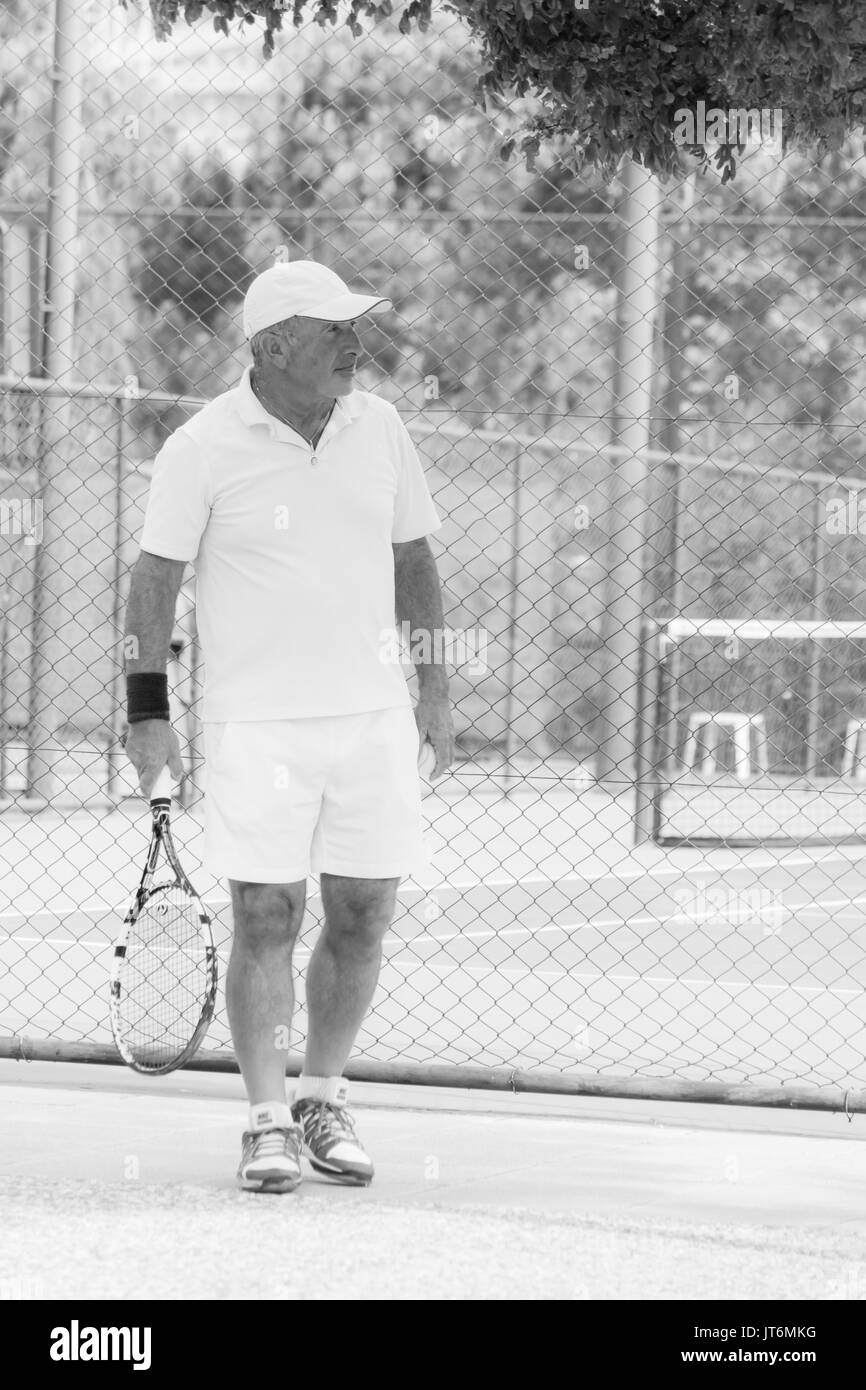 Man is playing tennis - black and white Stock Photo - Alamy