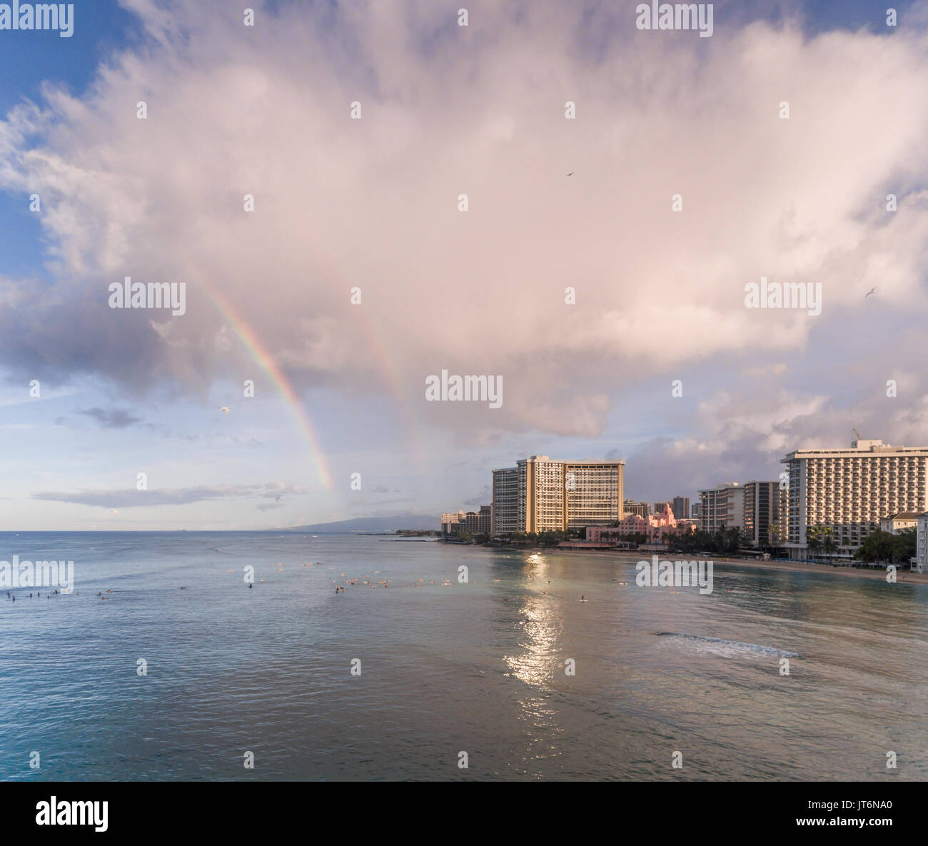 Honolulu skyline hawaii early hi-res stock photography and images - Alamy