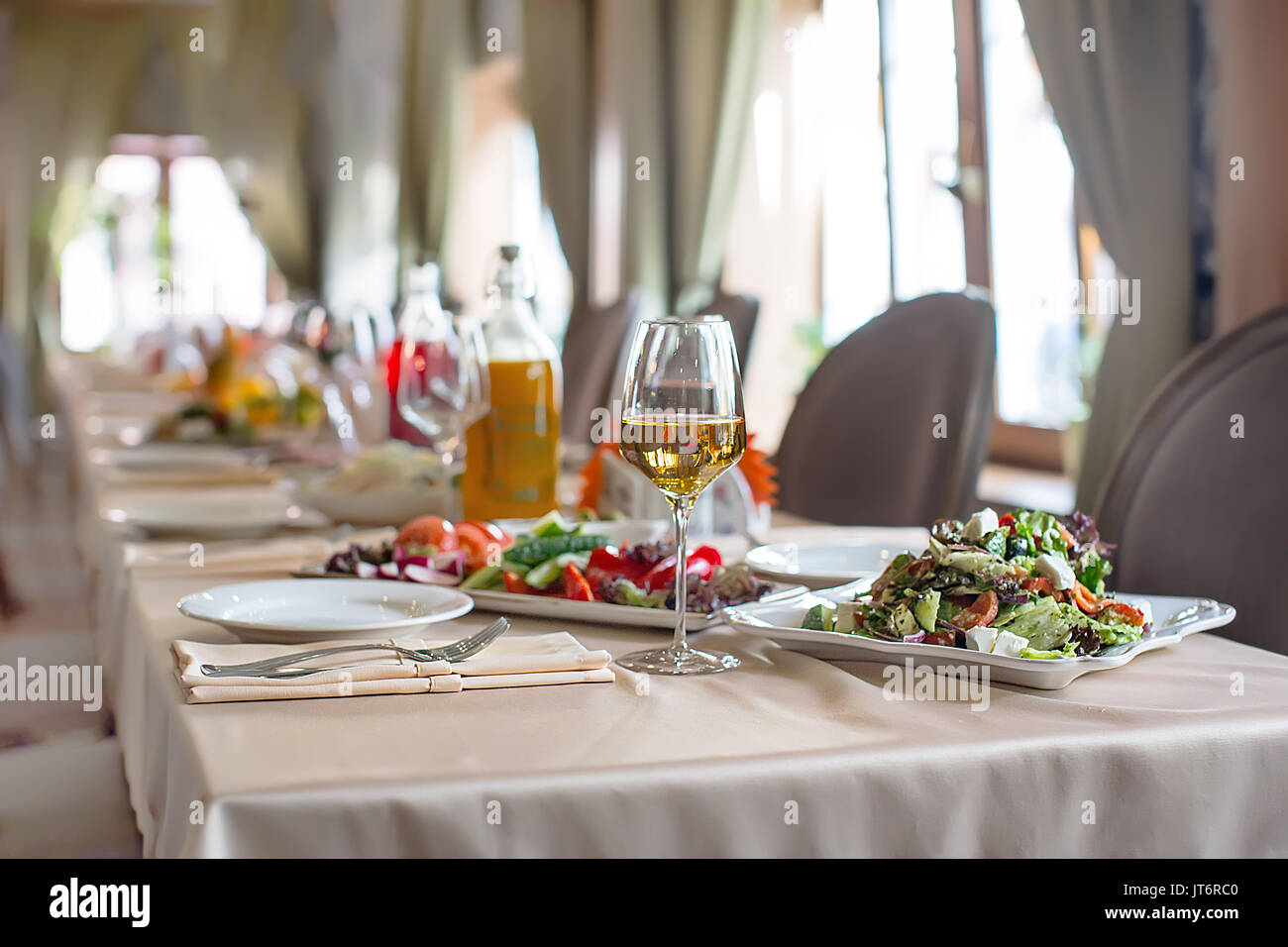 Banquet table and food hi-res stock photography and images - Alamy