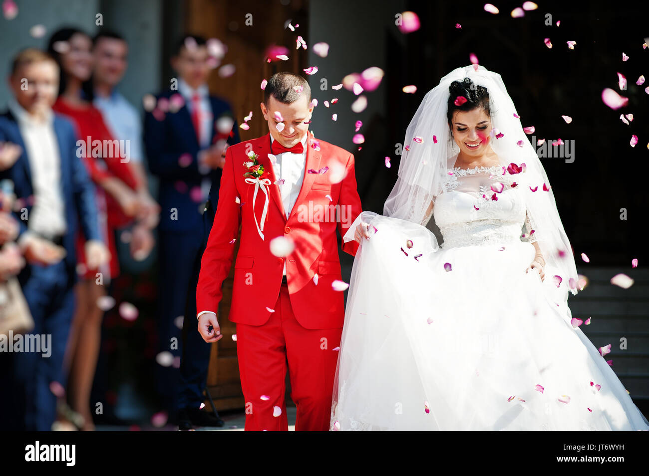 Throwing confetti married wedding hires stock photography and images