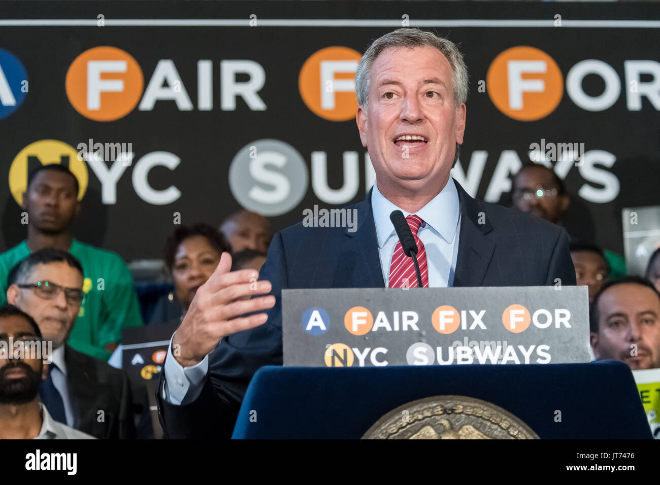 New York, USA. 07th Aug, 2017. Mayor Bill de Blasio is seen during the press conference. New York City Mayor Bill de Blasio and city officials held a press conference at Brooklyn Borough Hall to announce plans for funding a new half-price transit Metrocard system for the City's lower-income residents. The Mayor's office is demanding passage of a new City tax on individual incomes over $500,000 USD. The additional 0.534% tax increase on qualifying individuals is expected to generate $1. Credit: PACIFIC PRESS/Alamy Live News Stock Photo