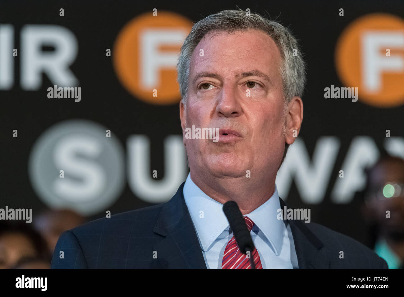 New York, USA. 07th Aug, 2017. Mayor Bill de Blasio is seen during the press conference. New York City Mayor Bill de Blasio and city officials held a press conference at Brooklyn Borough Hall to announce plans for funding a new half-price transit Metrocard system for the City's lower-income residents. The Mayor's office is demanding passage of a new City tax on individual incomes over $500,000 USD. The additional 0.534% tax increase on qualifying individuals is expected to generate $1. Credit: PACIFIC PRESS/Alamy Live News Stock Photo