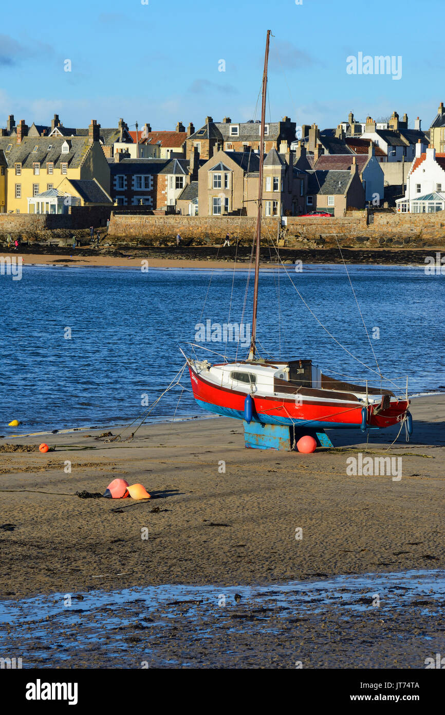 Seafront at Scottish coastal town of Elie in East Neuk of Fife, Scotland, UK Stock Photo Alamy