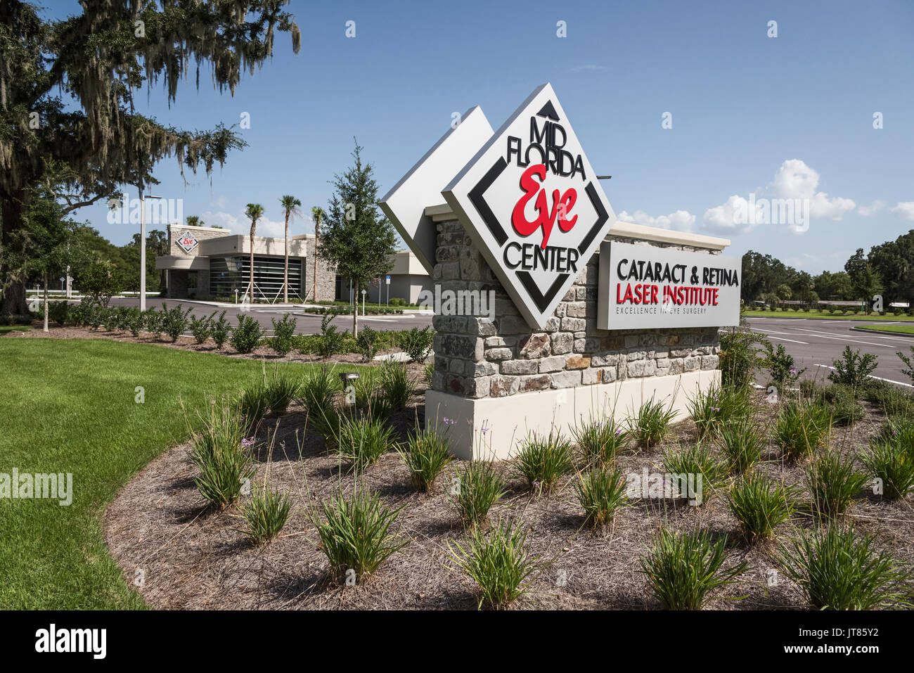 The surgery center of the villages hi-res stock photography and images ...