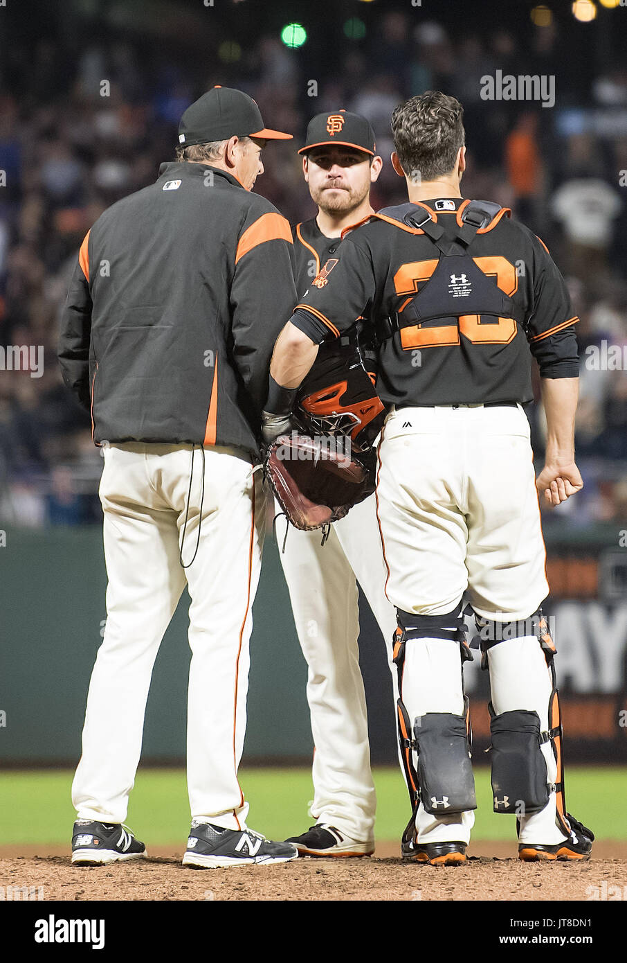 San Francisco, California, USA. 07th Aug, 2017. August 07, 2017: San Francisco Giants pitching coach Dave Righetti (19) and catcher Buster Posey (28) approach the mound to calm starting pitcher Matt Moore (45) in the fifth inning, during a MLB game between the Chicago Cubs and the San Francisco Giants at AT&T Park in San Francisco, California. Valerie Shoaps/CSM Credit: Cal Sport Media/Alamy Live News Stock Photo