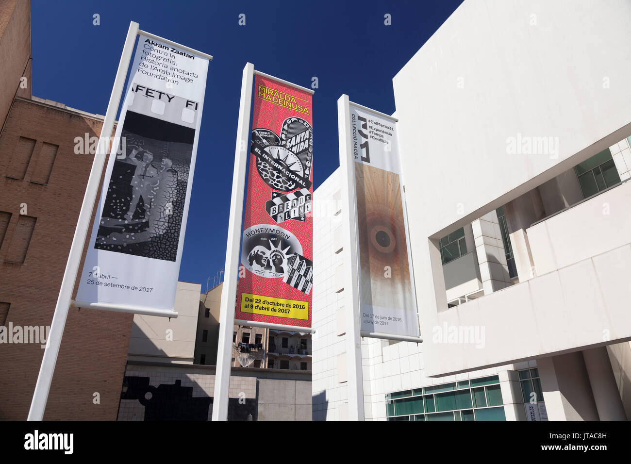 Museu d'Art Contemporani de Barcelona (MACBA), architect Richard Meier, El Raval, Barcelona, Catalonia, Spain, Europe Stock Photo