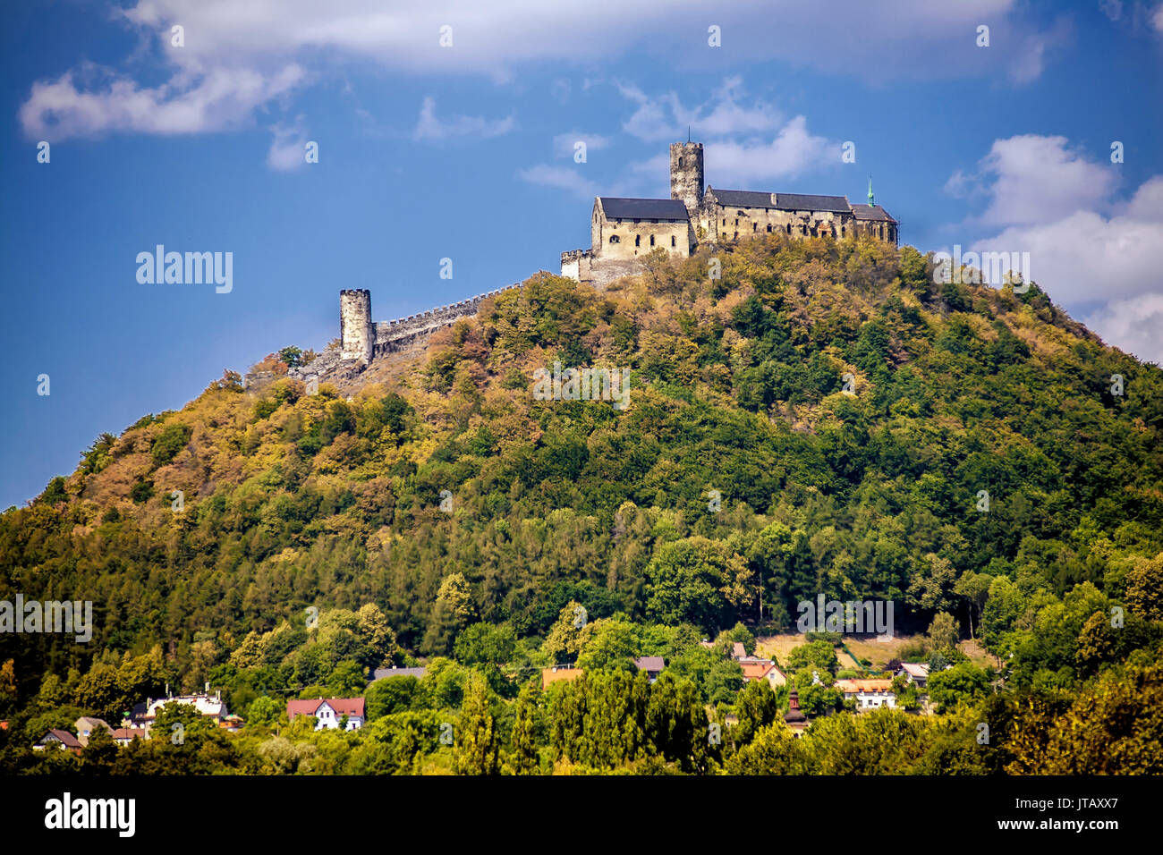 Bezdez Castle Czech Republic Tourist Information Castle, Beautiful castles, Euro