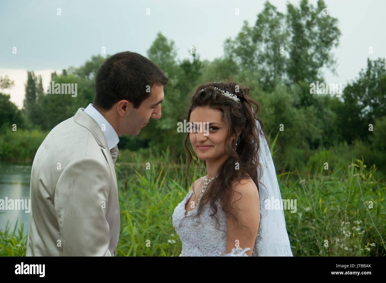 beautiful-married-couple-in-the-wedding-day-stock-photo-alamy