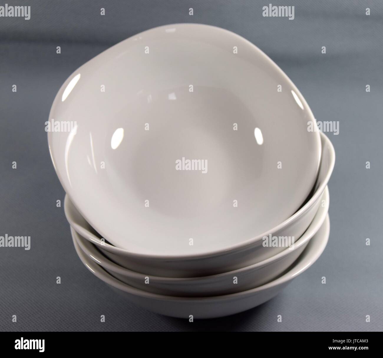 Pottery pots ceramics objects bowls hires stock photography and images