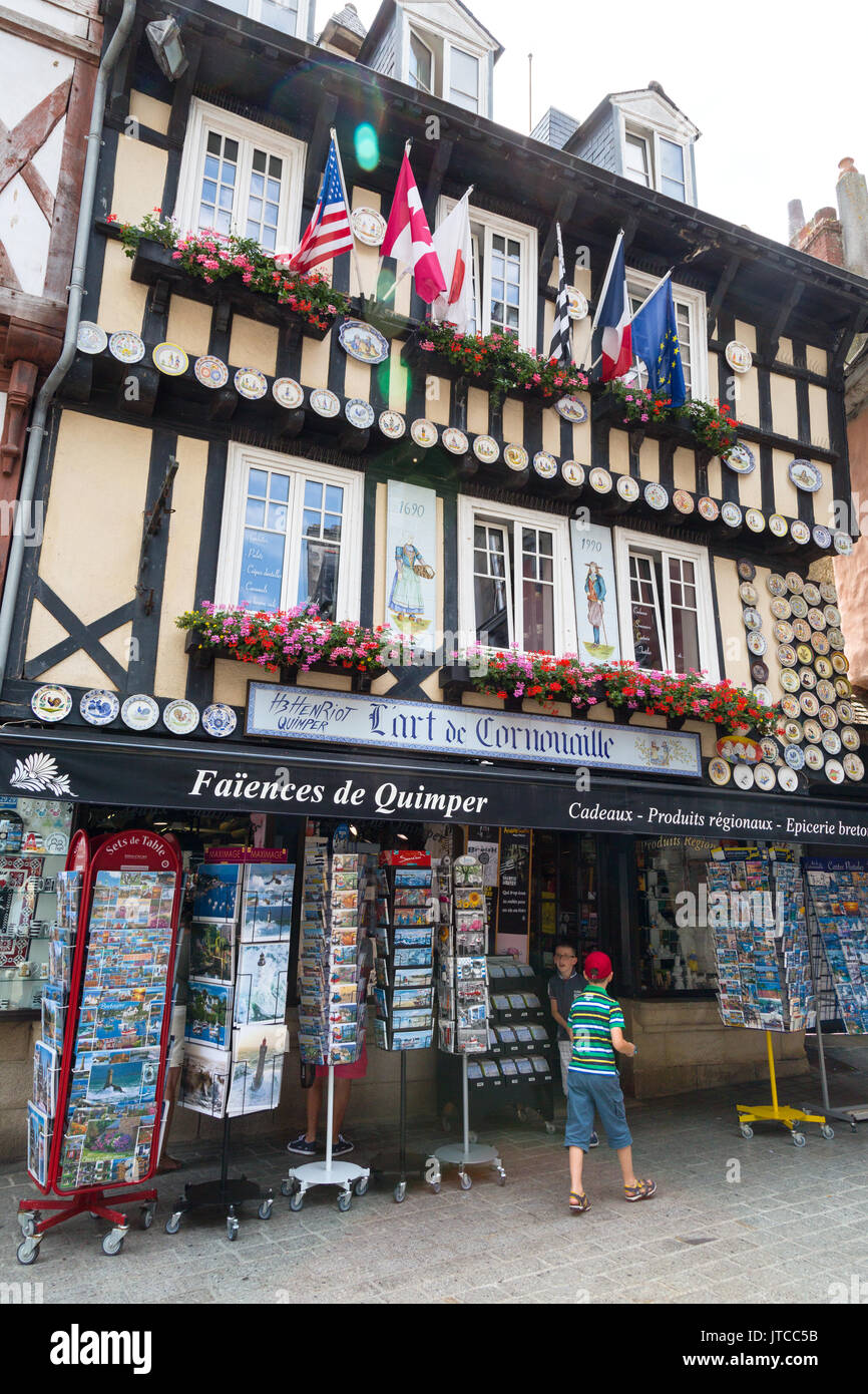 Faience de quimper hi res stock photography and images Alamy