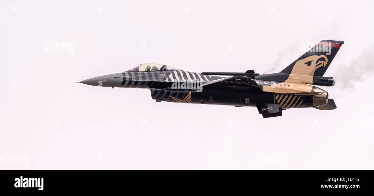 Soloturk F 16c Fighting Falcon Stock Photo Alamy Soloturk F 16c Fighting Falcon Stock Photo Alamy