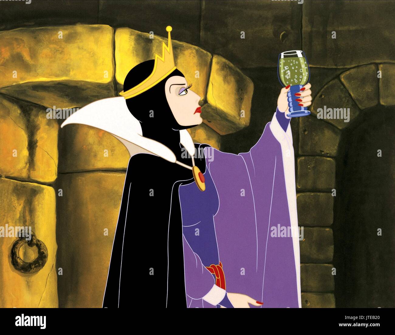 THE WICKED QUEEN SNOW WHITE AND THE SEVEN DWARFS (1937) Stock Photo