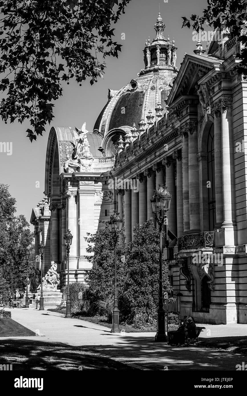 petit palace exhibition