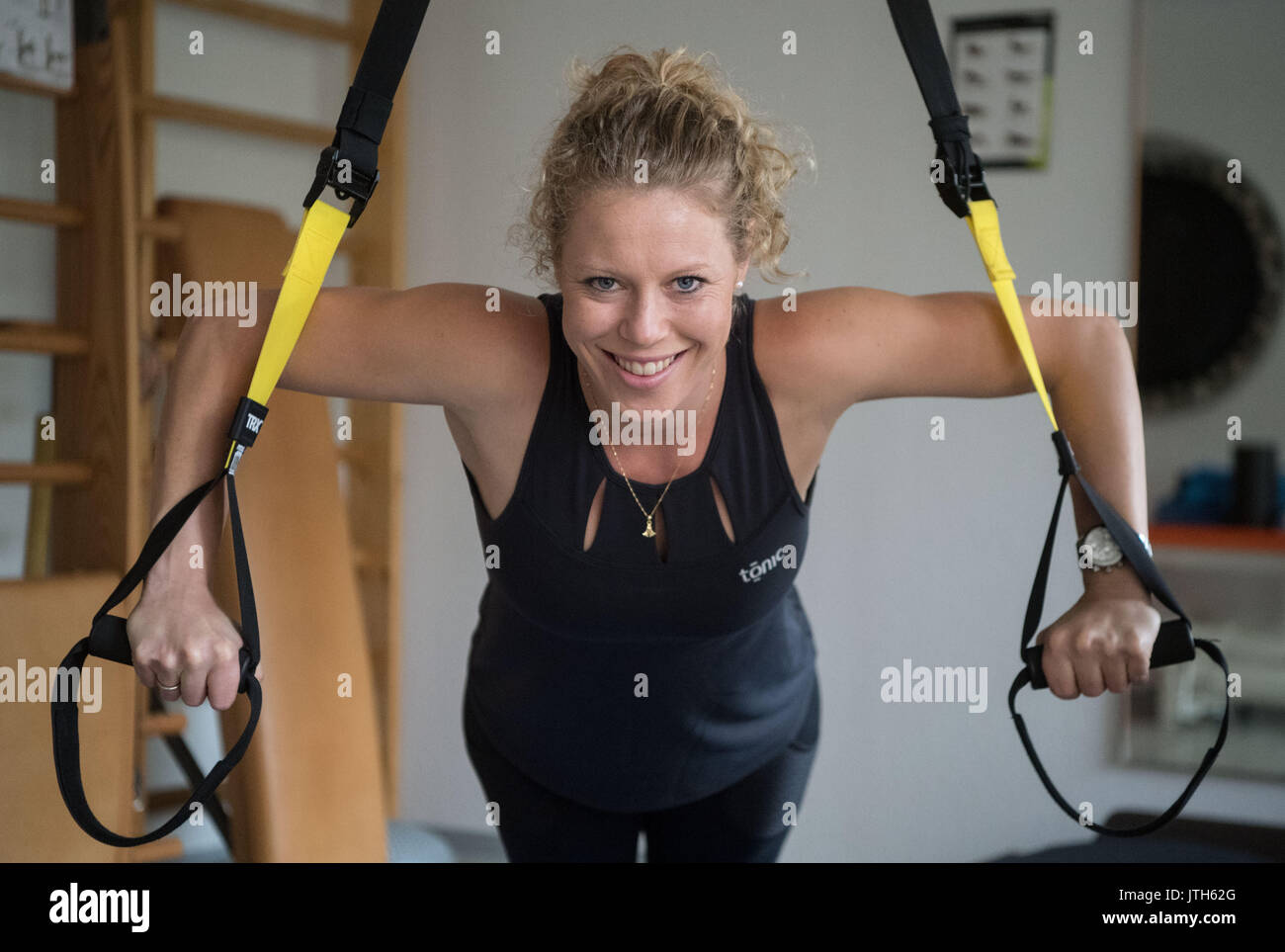 Stuttgart Germany 8th Aug 2017 German Tennis Player Laura Stock Photo Alamy