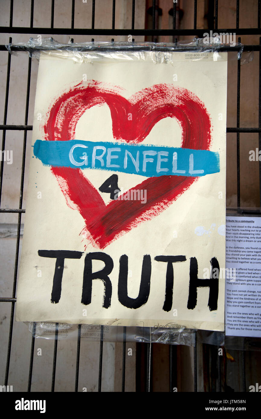 Grenfell Tower, West London. Aftermath of the tragedy. Poster with a heart saying ' Grenfell 4 truth ' Stock Photo