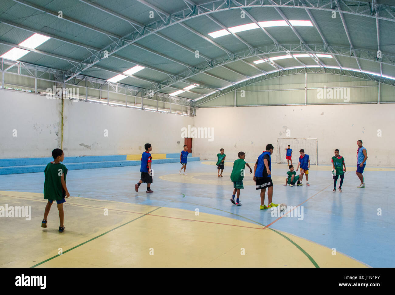 Kids Playing Futebol Favela Rio Hi res Stock Photography And Images Alamy