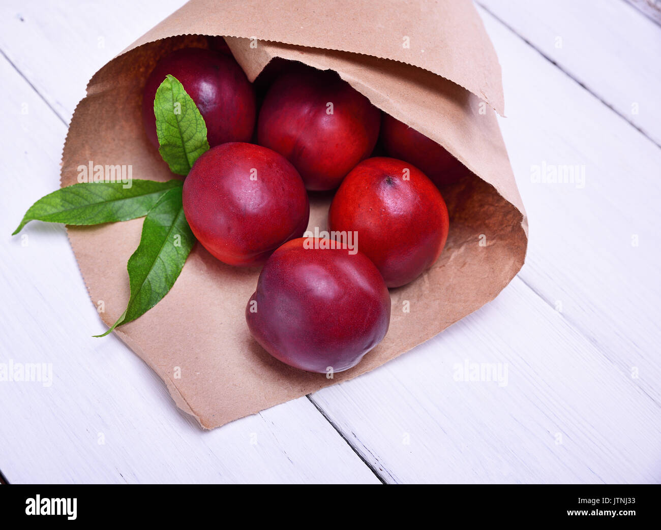 Peach Straw Bag main image 0