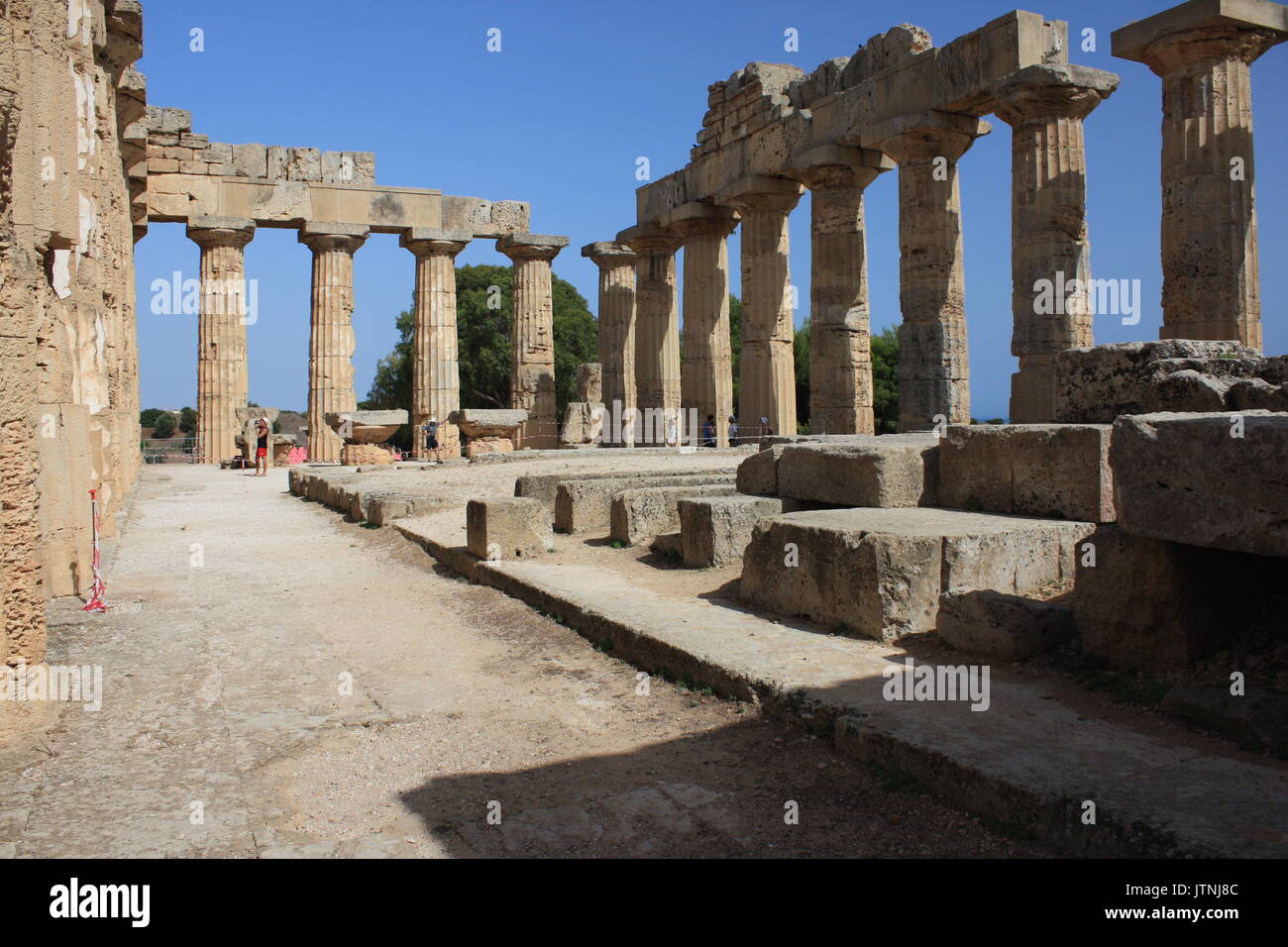 Greek temple in Selinunte Stock Photo - Alamy