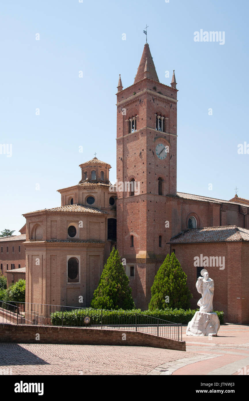 Romanesque Abbazia territoriale di Monte Oliveto Maggiore in Tuscany, Italy. 30 July 2016 © Wojciech Strozyk / Alamy Stock Photo Stock Photo